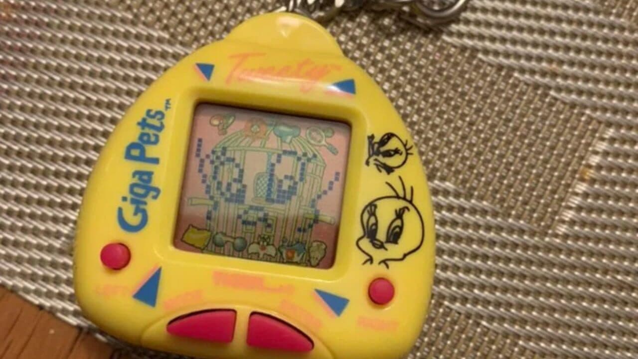 Giga Pets: Looney Tunes - Tweety screenshot 1