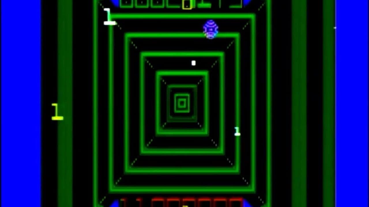 Tron: Solar Sailer screenshot 1
