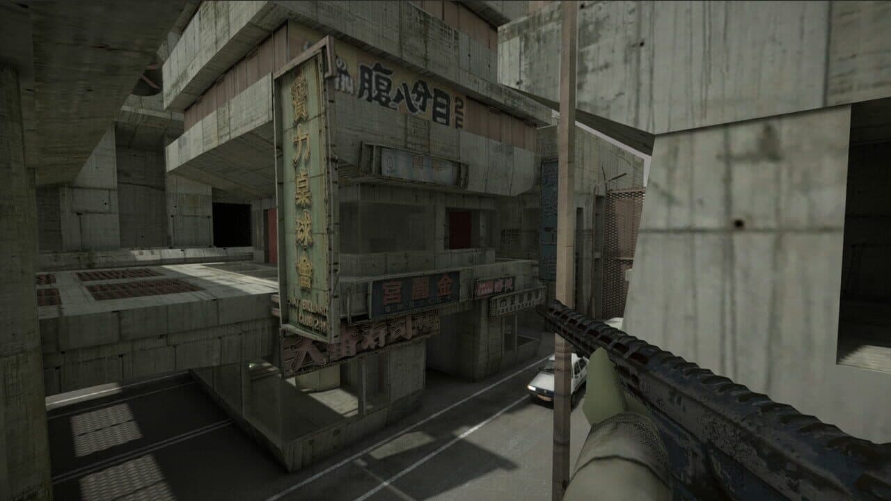 Straftat: Weapons, Maps and Hats thumbnail 2