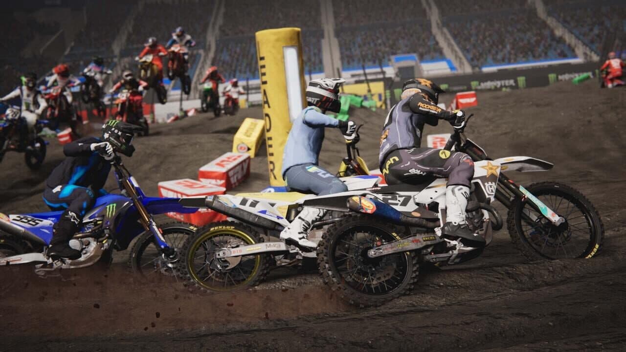 Monster Energy Supercross 25: The Official Video Game thumbnail 4