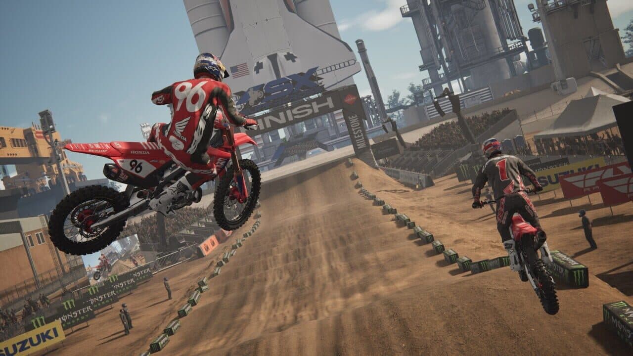 Monster Energy Supercross 25 x Monster Jam Showdown: Dirt Master Edition thumbnail 5