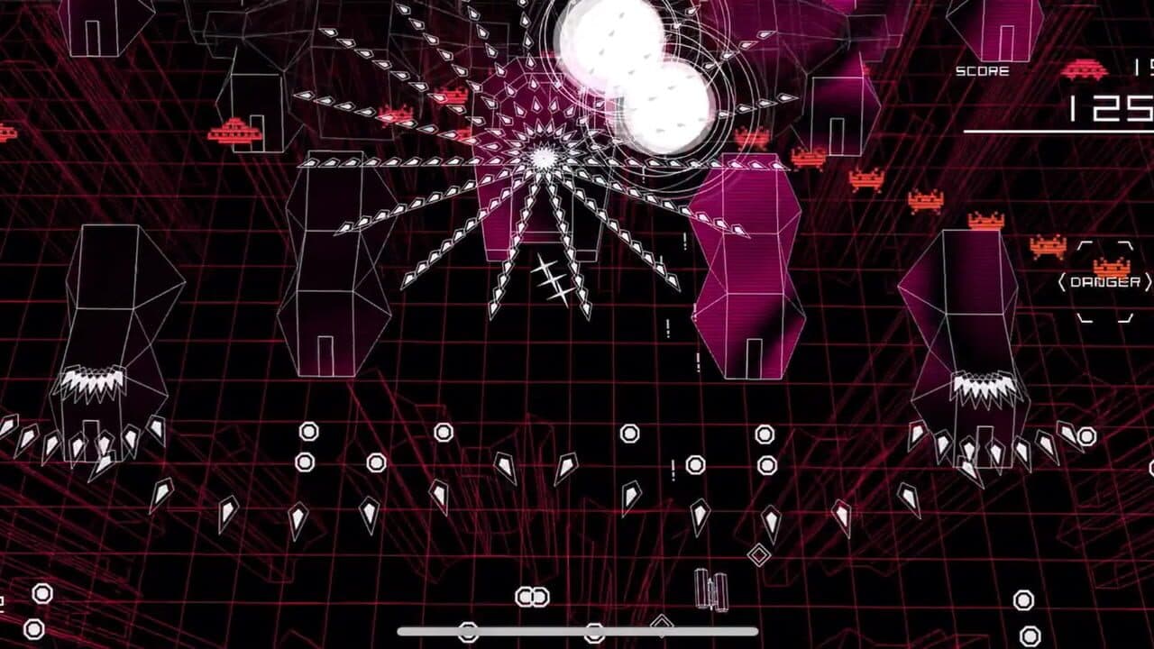 Space Invaders: Infinity Gene Evolve thumbnail 3