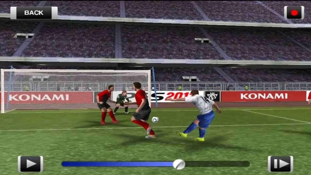 Pro Evolution Soccer 2012 thumbnail 2