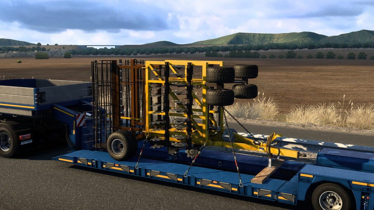 Euro Truck Simulator 2: Farm Machinery thumbnail 5
