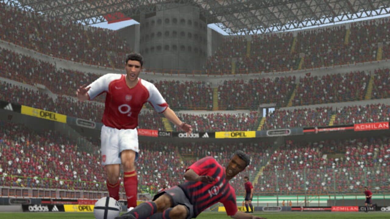 AC Milan Club Football 2005 thumbnail 10