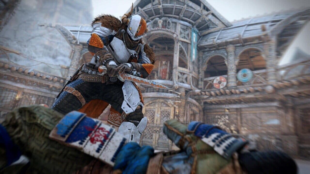 For Honor: The Crucible Lord – Centurion Hero Skin thumbnail 2