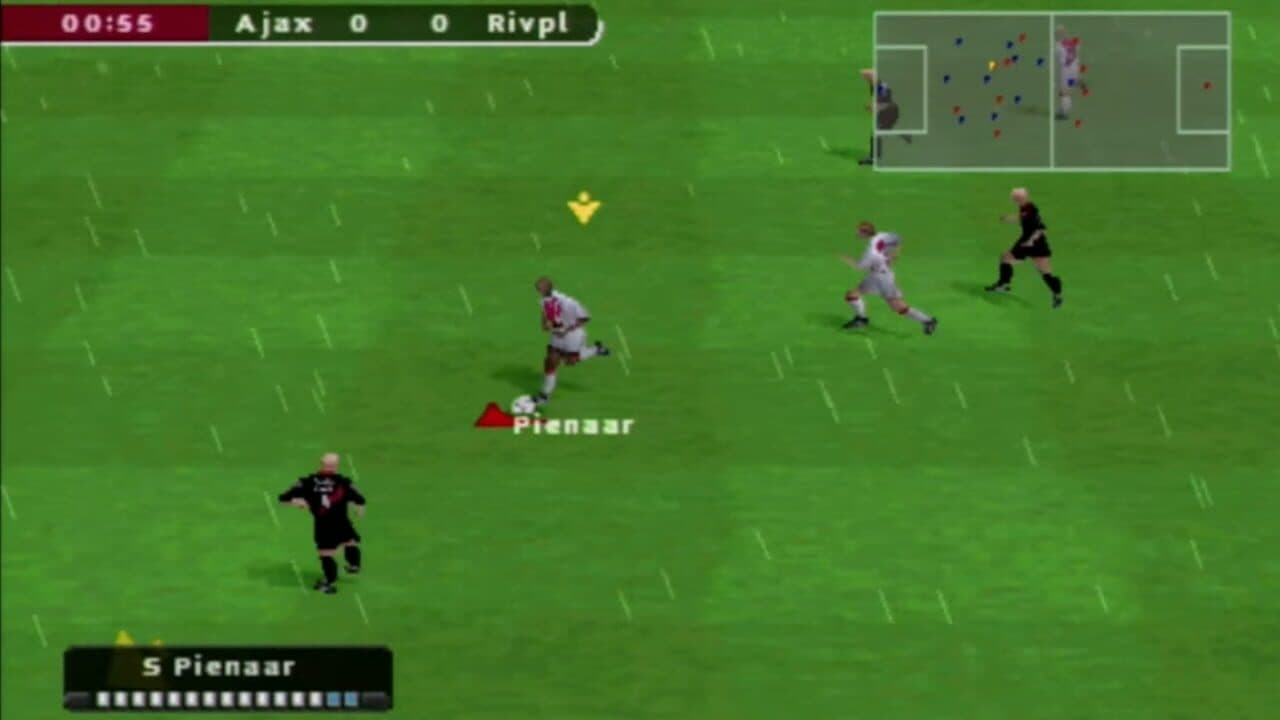 FIFA Soccer 2004 thumbnail 6