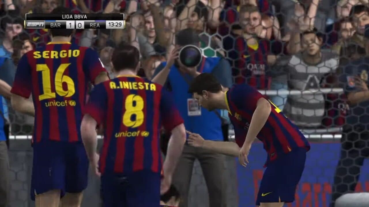 FIFA 14 thumbnail 6
