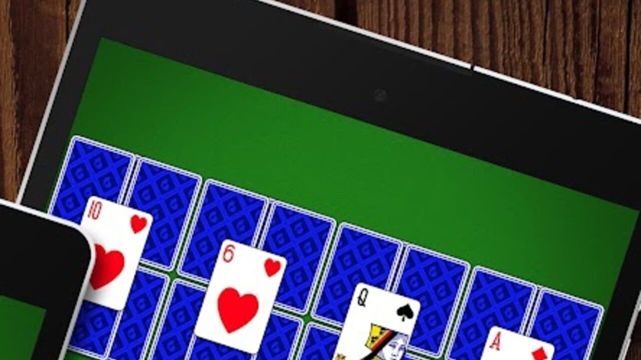 TriPeaks Solitaire thumbnail 12