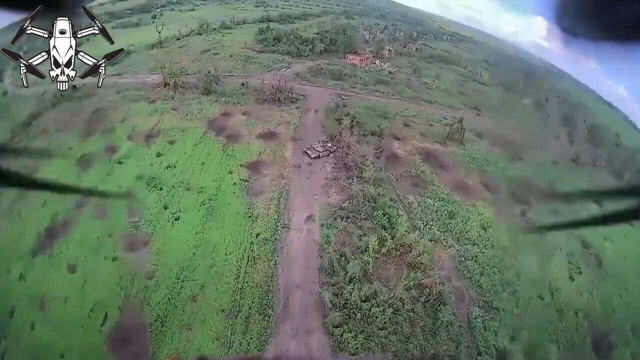 FPV Kamikaze Drone Simulator thumbnail 13