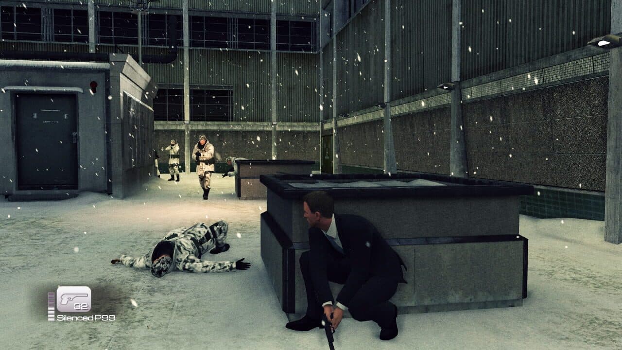 James Bond 007: Blood Stone thumbnail 2