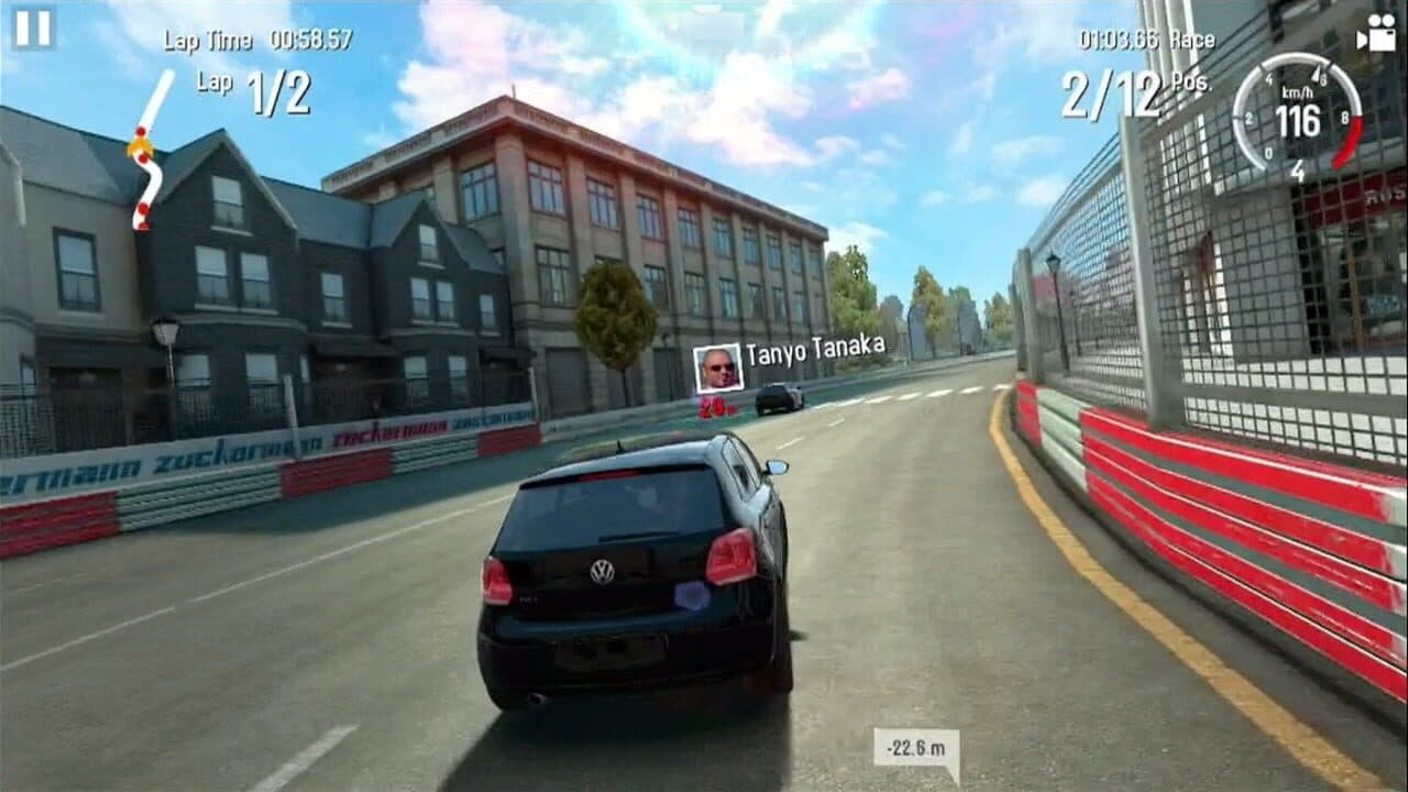 GT Racing 2: The Real Car Experience screenshot 1