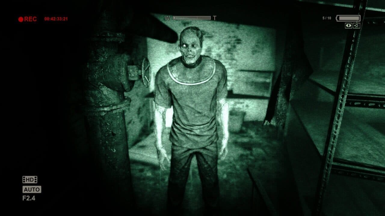 Outlast: Bundle of Terror thumbnail 6