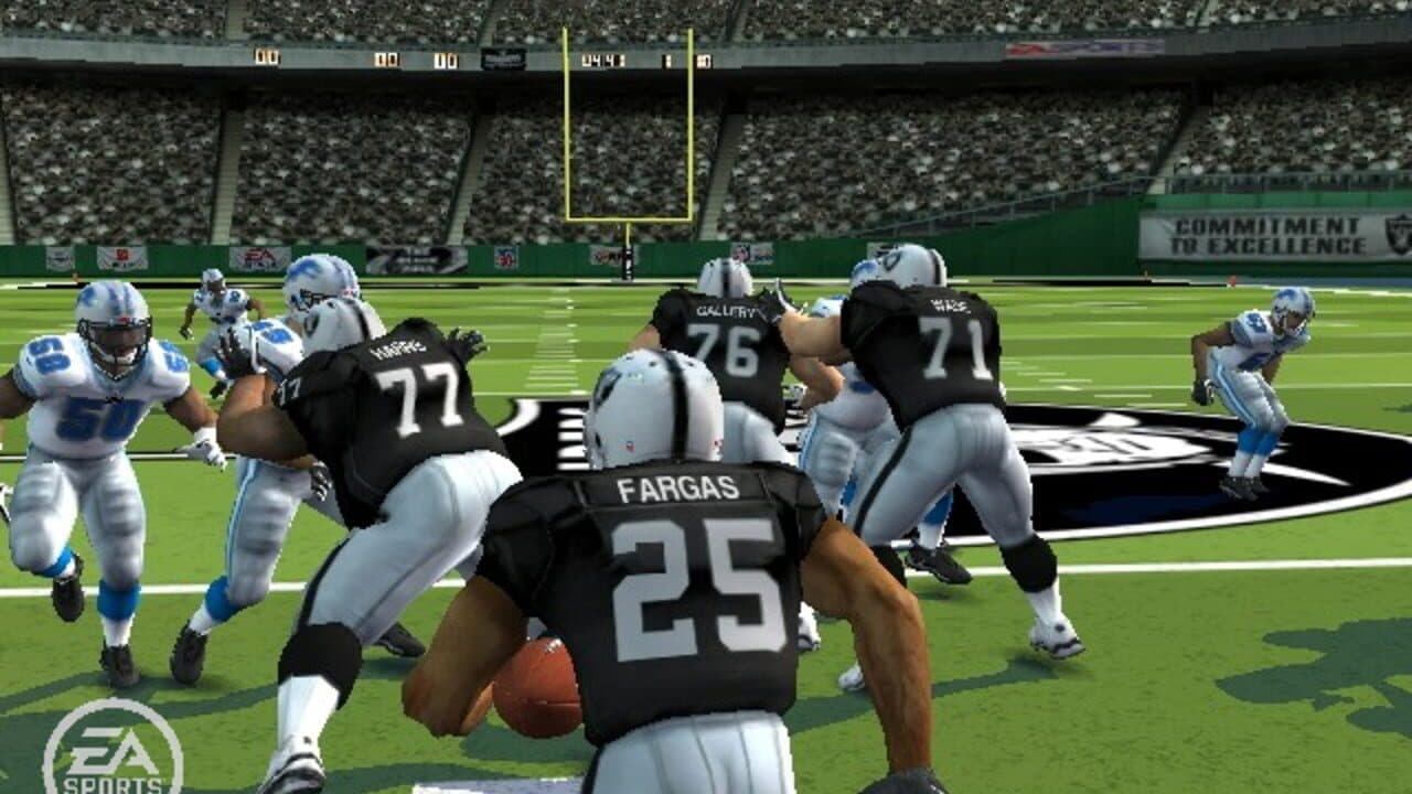 Madden NFL 09 thumbnail 2