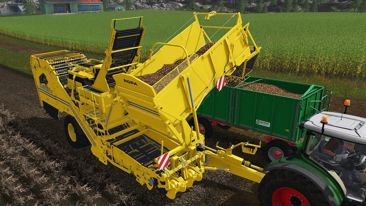 Farming Simulator 17: Ropa Pack thumbnail 5